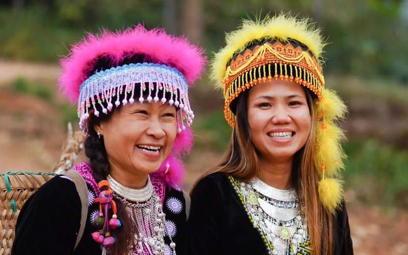 Tribal Laos and waterfalls explorer | Mundo Asia