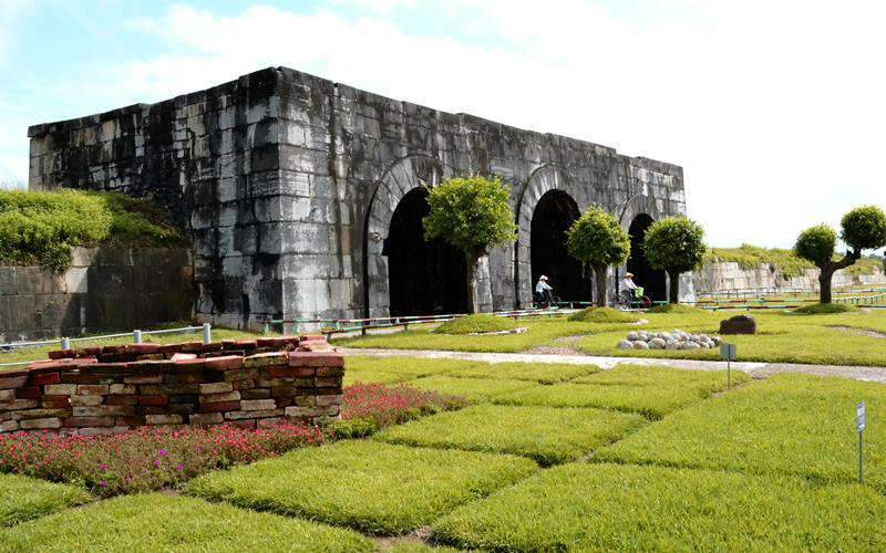 citadel of Ho dynasty
